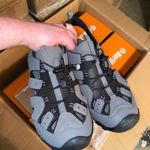 Men's Sandals - Picture 1 of 2